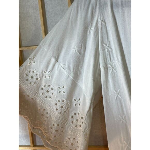 Japna Sm Cropped Crossover Top - Picture 4 of 15